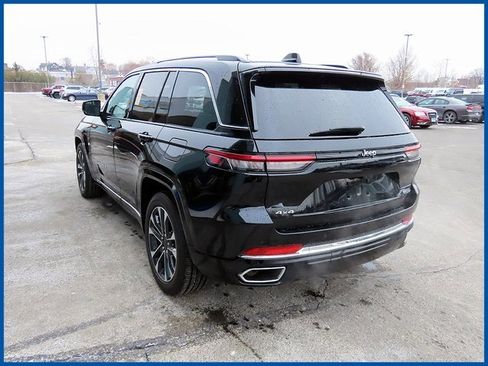 Certified 2023 Jeep Grand Cherokee Overland image 5