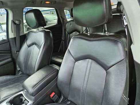 Used 2015 Cadillac SRX Luxury w/ Driver Awareness Package image 13