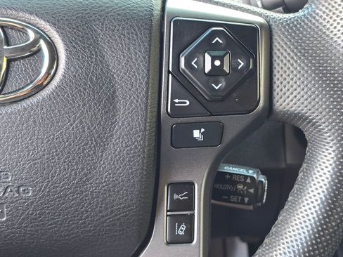 Used 2021 Toyota Tacoma TRD Off-Road image 18