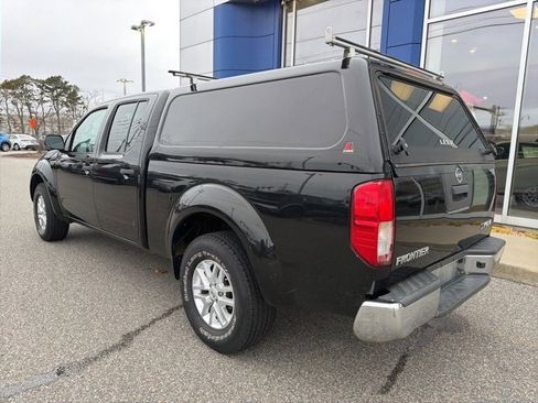 Used 2016 Nissan Frontier SV image 7