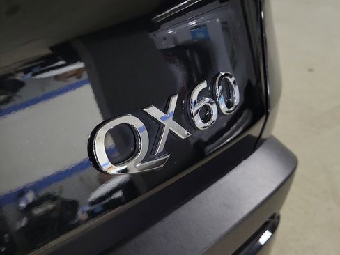 Used 2024 INFINITI QX60 Pure AWD/4WD image 9