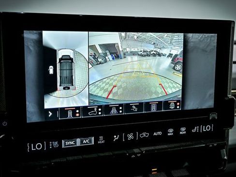 New 2025 GMC Hummer EV 2X image 15