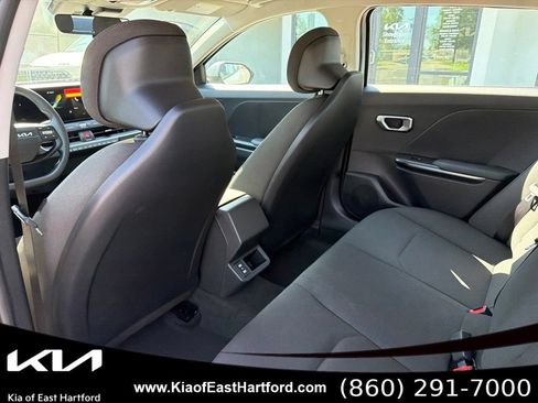 New 2026 Kia K4 FWD image 18