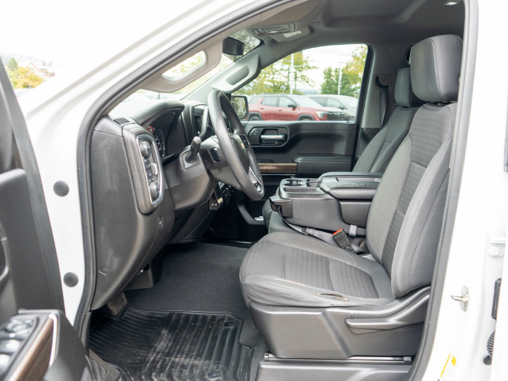 Used 2020 Chevrolet Silverado 1500 LT w/ Trailering Package AWD/4WD image 11