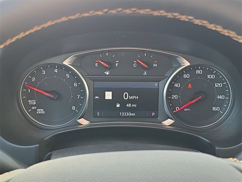 Used 2024 GMC Terrain AT4 w/ Infotainment Package II image 12