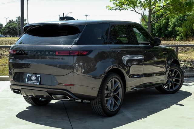 New 2026 Land Rover Range Rover Sport Dynamic SE AWD/4WD image 11