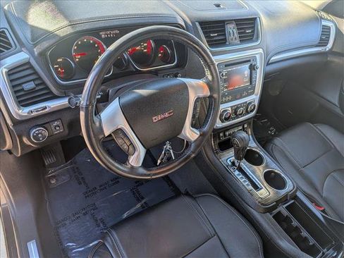 Used 2017 GMC Acadia Limited SLT image 10
