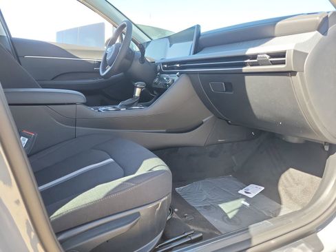 New 2026 Hyundai Sonata SE FWD image 17