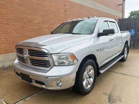 Used 2016 RAM 1500 Big Horn AWD/4WD image 3