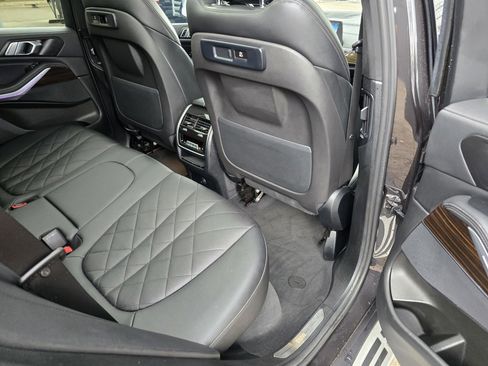 Used 2023 BMW X5 xDrive40i image 35