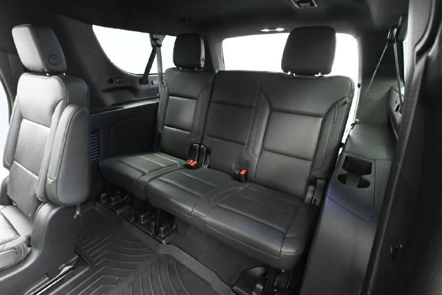 Used 2022 Chevrolet Suburban LT w/ Luxury Package AWD/4WD image 34