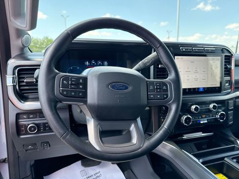 Used 2024 Ford F250 Lariat w/ Lariat Ultimate Package image 11