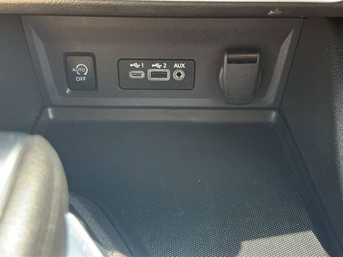 Used 2025 Nissan Sentra SV image 26