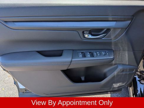 Used 2025 Honda CR-V LX image 14