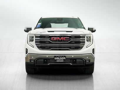 New 2026 GMC Sierra 1500 SLT w/ SLT Premium Plus Package