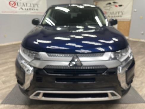 Used 2020 Mitsubishi Outlander ES FWD image 12