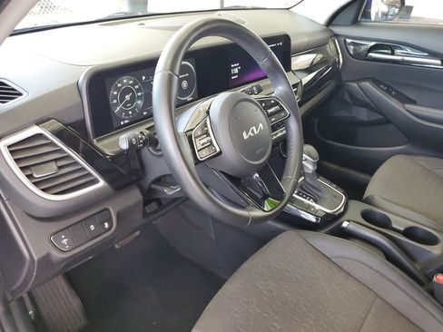 Used 2024 Kia Seltos S FWD image 17