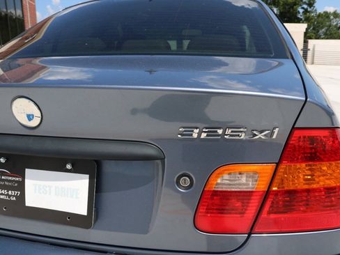 Used 2004 BMW 325xi Sedan AWD/4WD image 83