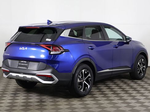 Certified 2023 Kia Sportage EX FWD image 10