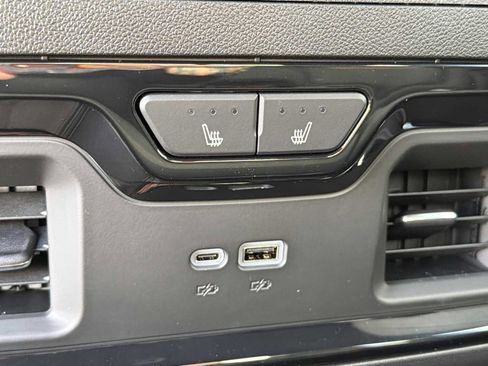 New 2026 GMC Sierra 2500 AT4 w/ AT4 Premium Plus Package image 21