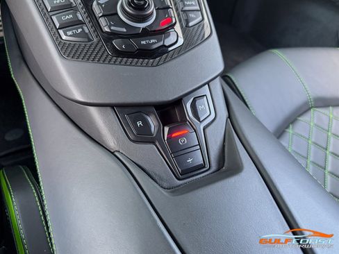 Used 2018 Lamborghini Aventador S AWD/4WD image 22