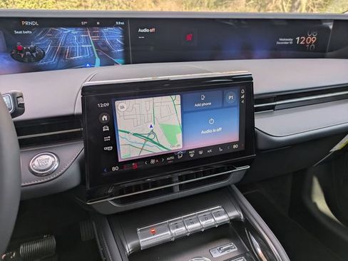 New 2026 Lincoln Nautilus Premier w/ Jet Appearance Package image 16