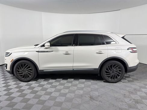 Used 2020 Lincoln Nautilus Reserve FWD image 2