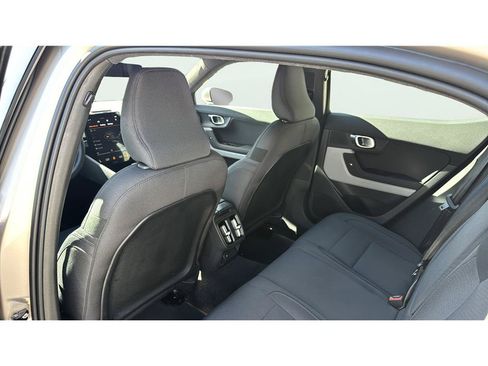 Used 2024 Polestar Polestar 2 RWD image 14