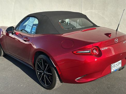 Used 2025 MAZDA MX-5 Miata Grand Touring w/ Weather Package image 4