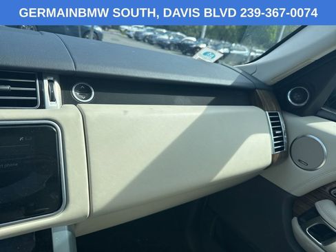 Used 2019 Land Rover Range Rover HSE image 36
