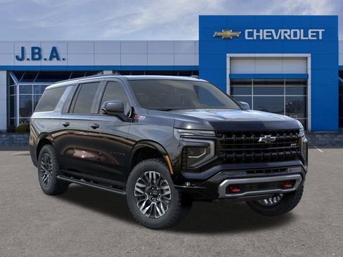 New 2026 Chevrolet Suburban Z71 w/ Comfort Package image 7