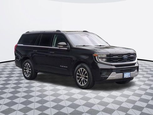 Used 2025 Ford Expedition Max Platinum AWD/4WD image 8