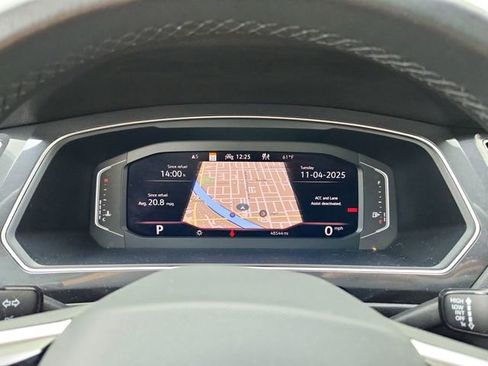 Used 2023 Volkswagen Tiguan SEL R-Line image 25