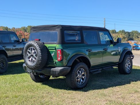 Certified 2024 Ford Bronco Badlands image 4