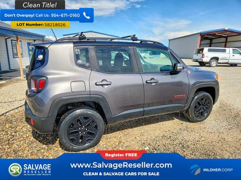 Used 2018 Jeep Renegade Trailhawk AWD/4WD image 4