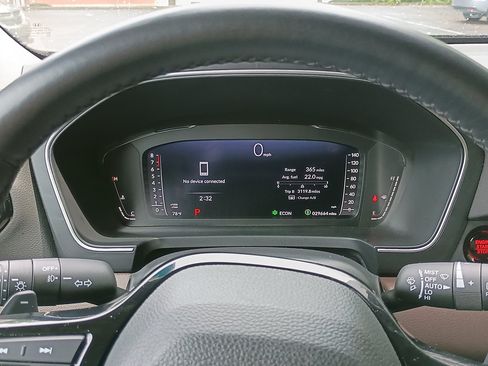 Used 2025 Honda Pilot Elite image 23