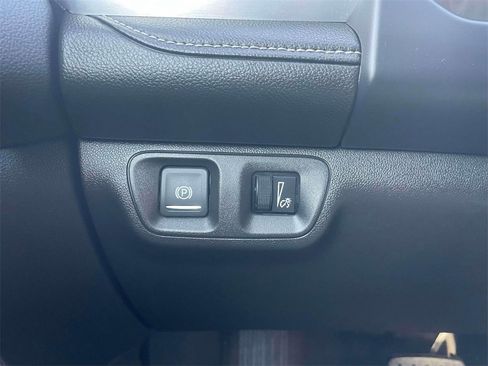 Used 2020 GMC Acadia SLT image 22