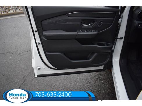 New 2026 Honda Pilot Touring image 26