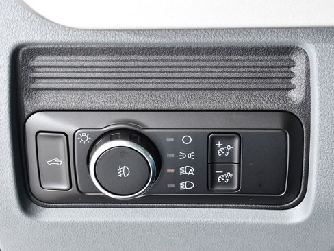 New 2026 Ford F250 XL w/ 360-Degree Camera Package image 29