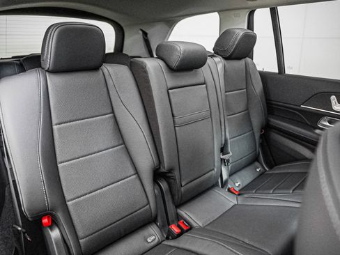 New 2026 Mercedes-Benz GLS 450 4MATIC image 13