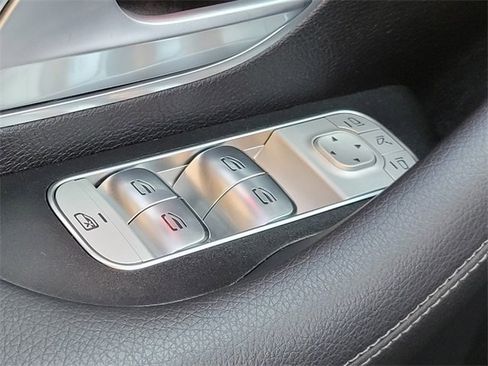 Used 2025 Mercedes-Benz GLE 350 GLE 350 image 40