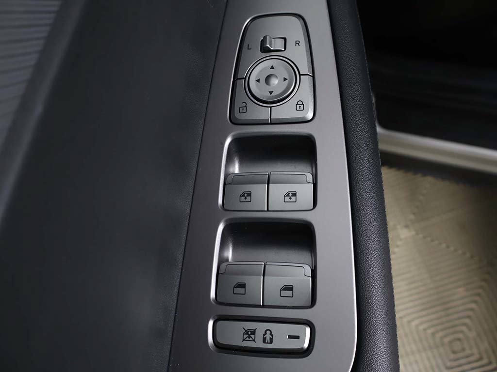 Used 2025 Hyundai Palisade SEL AWD/4WD image 38