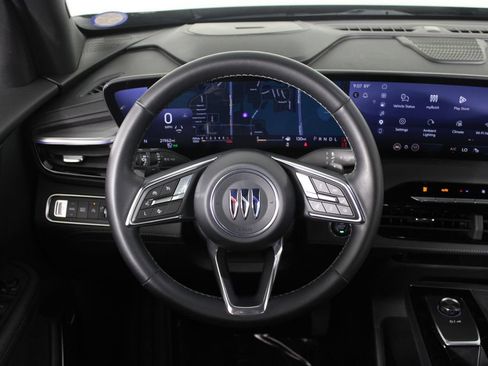 Used 2025 Buick Enclave Preferred FWD image 21