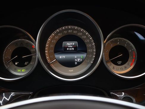 Used 2015 Mercedes-Benz CLS 550 4MATIC w/ Premium Package image 22