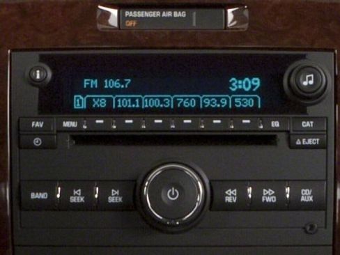 Used 2010 Chevrolet Impala LTZ image 12