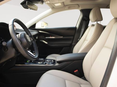 Used 2025 MAZDA CX-30 AWD 2.5 S w/ Preferred Package image 2
