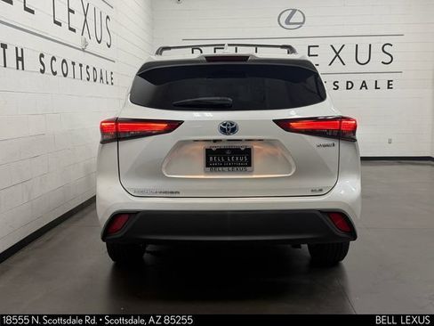 Used 2020 Toyota Highlander XLE FWD image 5
