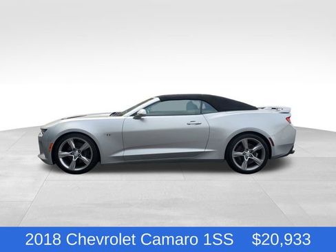 Used 2018 Chevrolet Camaro SS RWD image 2