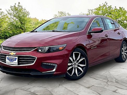 Used 2018 Chevrolet Malibu LT w/ Driver Confidence Package image 1