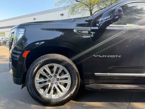 Used 2023 GMC Yukon SLT w/ SLT Premium Package AWD/4WD image 6